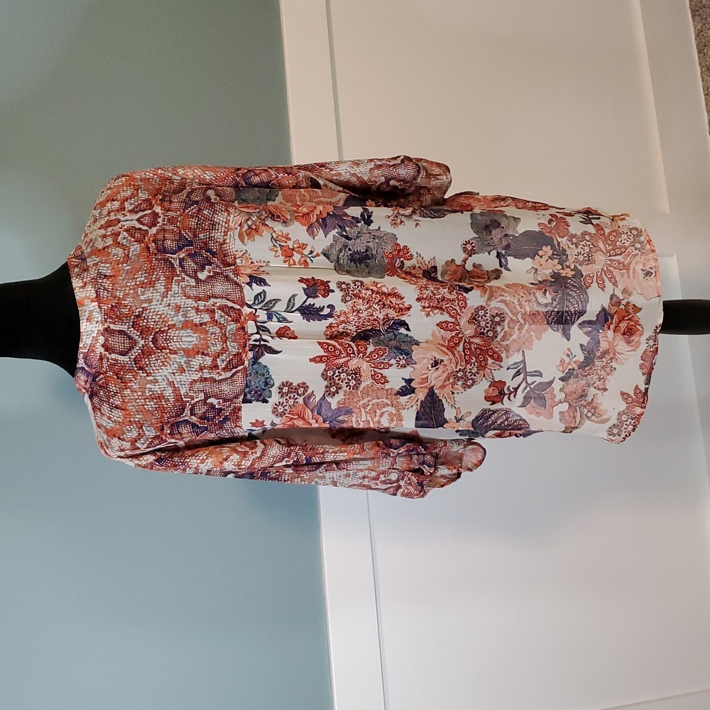 Figuero & Flower Burnt Orange Button Down Blouse XL - Picture 4 of 9